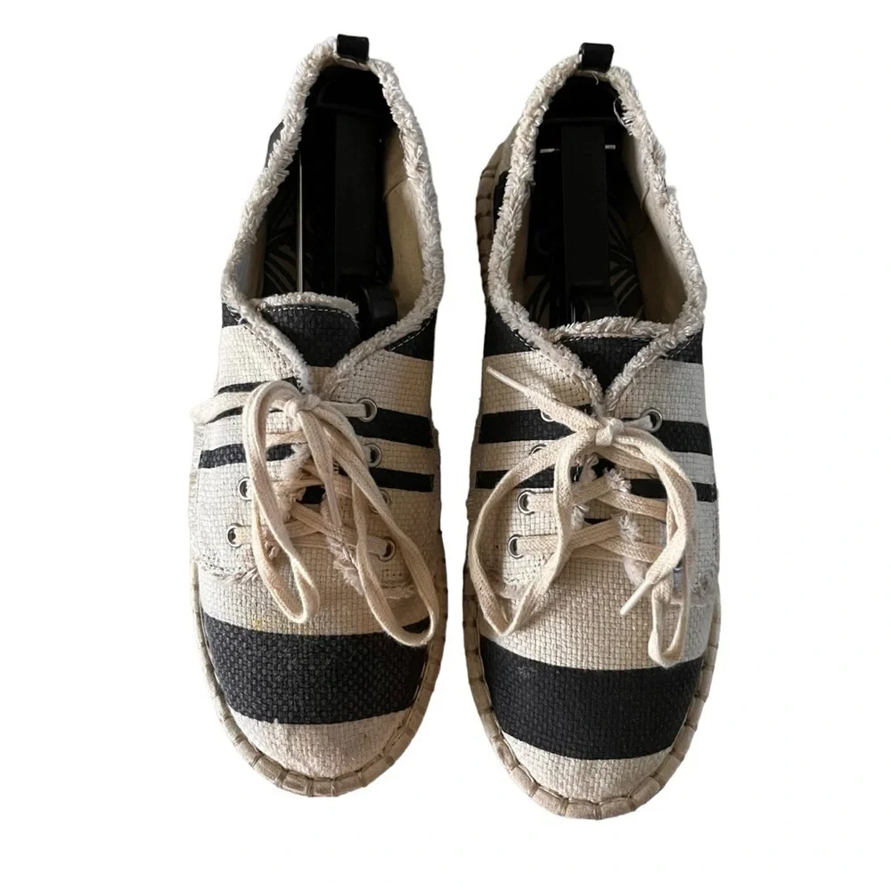 Dolce Vita DV Black Cream Stripe Espadrille Sneakers Shoes 7.5